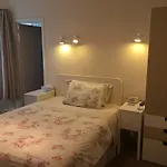 Heather House Bed And Breakfast